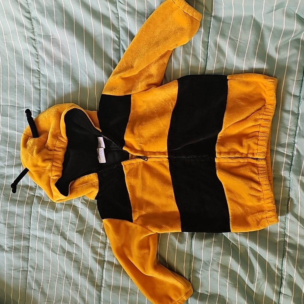 2nd Step Baby Bumble Bee Hoodie Jacket/Costume in a Size 18 Mos.